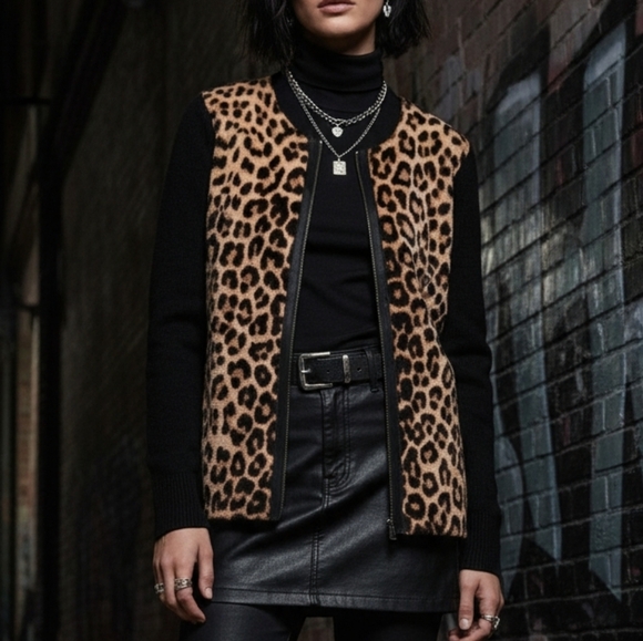 Elie Tahari Leopard Print Cow Hide Zip Front Dark Knit Cardigan Jacket Size XS - Picture 1 of 10